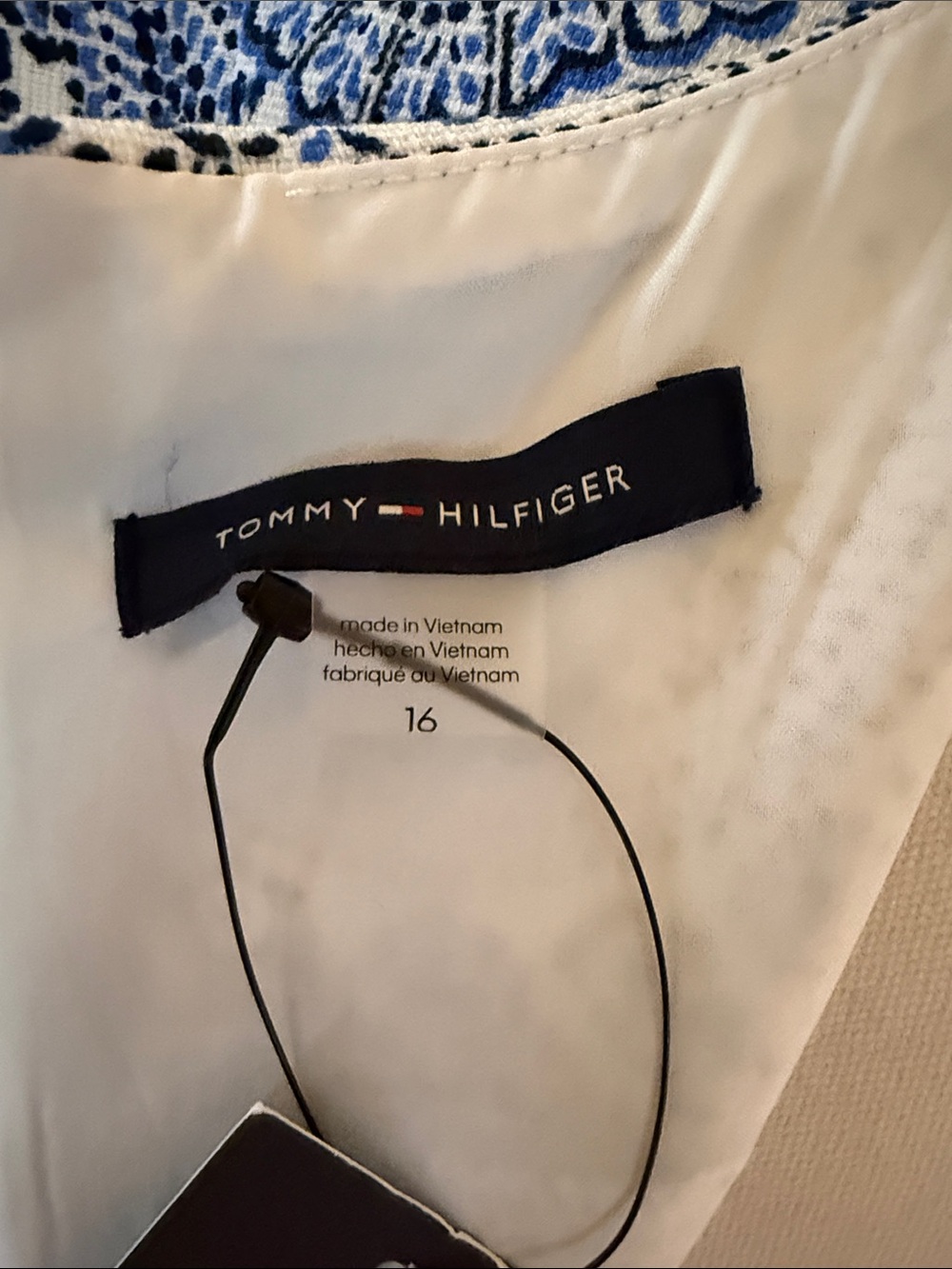 Tommy Hilfiger Blue & White Paisley V-Neck Midi Dress - Picture 2 of 5